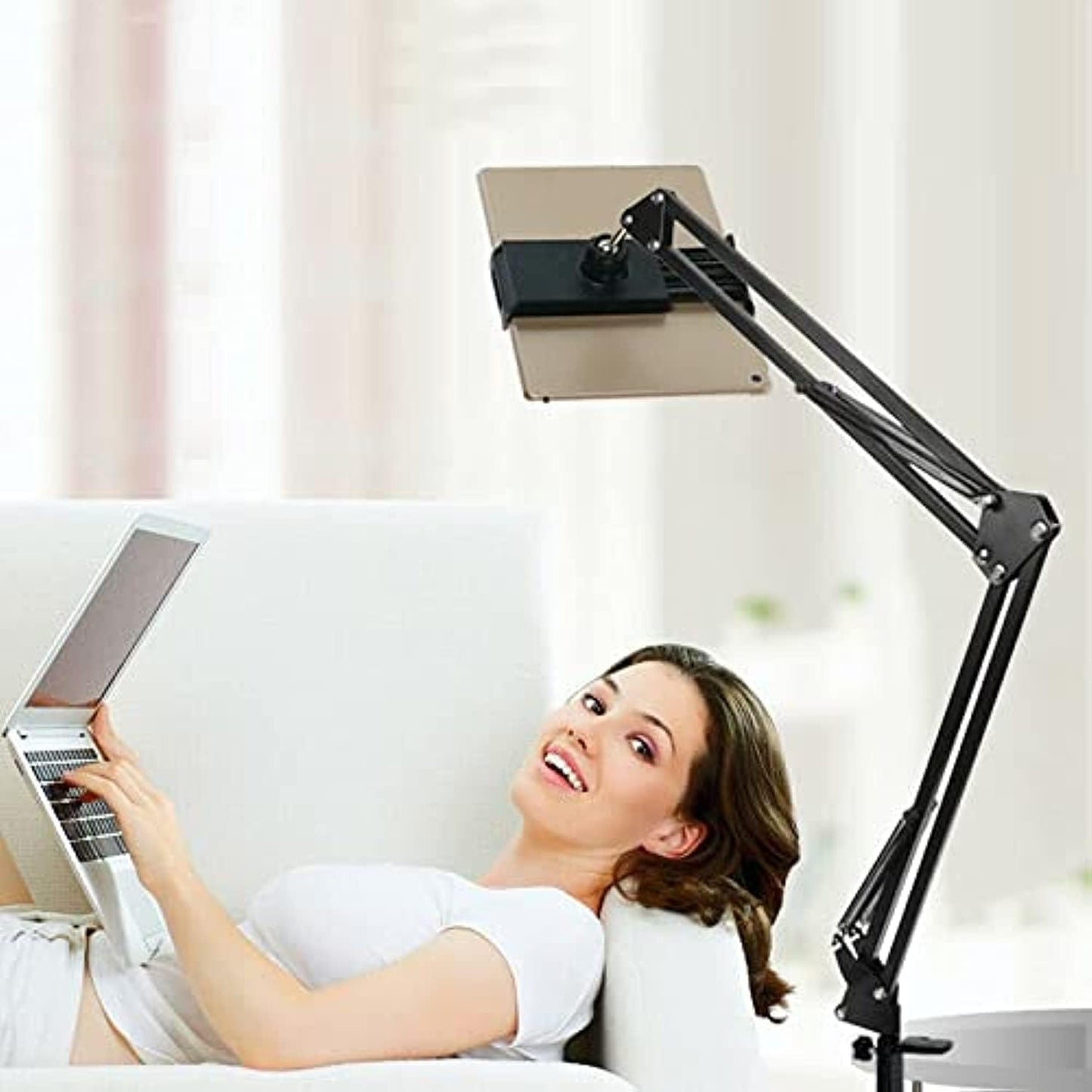 360° Adjustable Long Arm Phone Holder Desk Mount